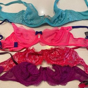 4 underwire laced Victoria Secret bras, 34B